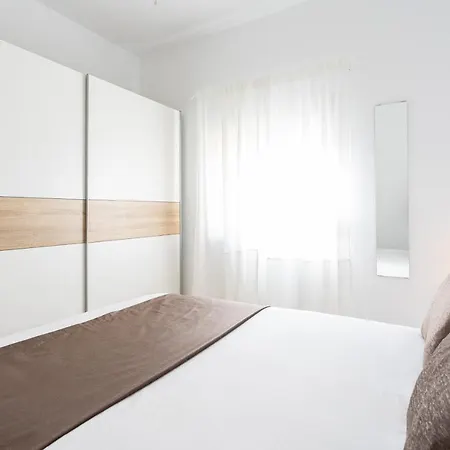 Apartment Holidays2malaga Pasaje Cerca Estacion Tren Ave